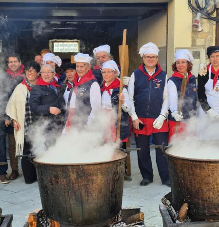 La tradicional fiesta de la caldera en Montmaneu.