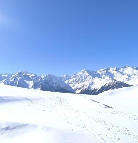 El mar blanco del puerto del Portillón.