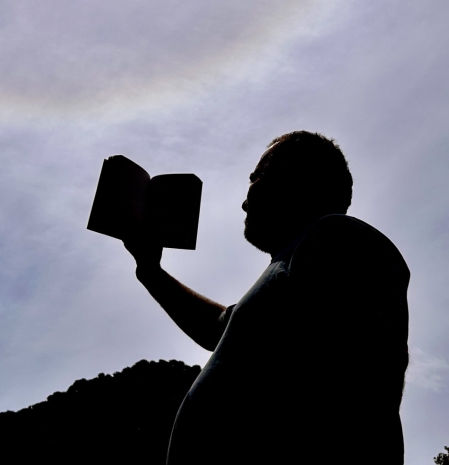 El halo solar de la lectura.