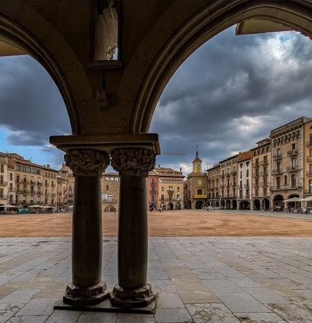 Cielo de lluvia estival en el Mercadal de Vic.