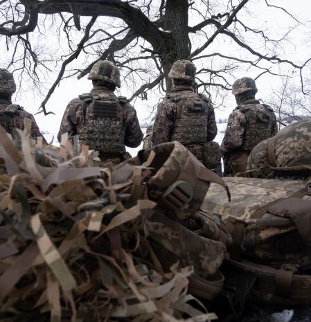 Soldados ucranianos del batallón Alcatraz en el frente del Donbass