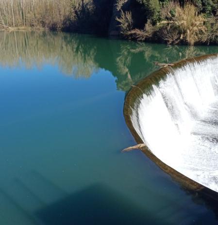 La esclusa de Martís en el río Fluvià.