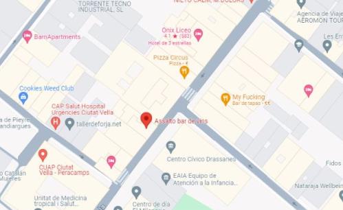 Assalto, la nueva barra gastronómica del Raval donde se sirven vinos naturales