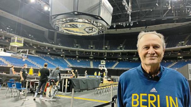 “El baloncesto alemán es aún muy de sistema, no de leer el juego”