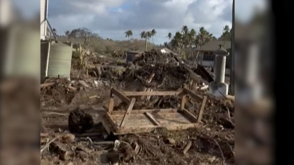 Imágenes de la capital de Tonga muestran la devastación tras la erupción y el tsunami