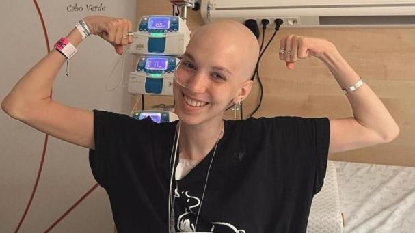 La joven sevillana, impulsora del lema "Mis ganas ganan" para visibilizar su enfermedad, ha fallecido a los 20 años.