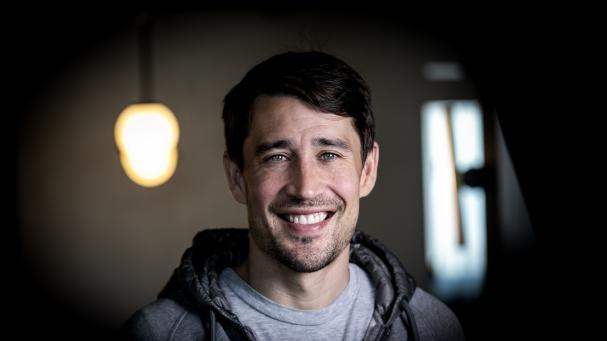 Para Bojan Krkic (33), las cosas habían comenzado a torcerse tan pronto como saltaba al primer equipo del Barça. Era agosto del 2007. Tenía 16 años.