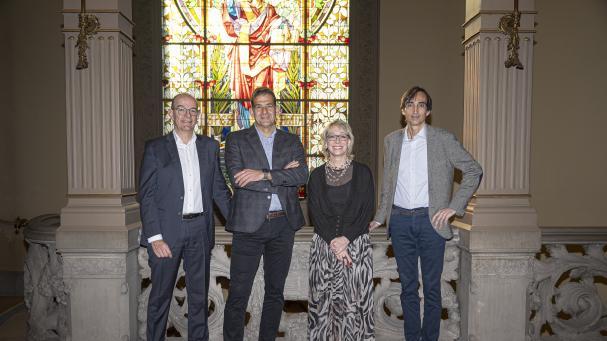 Fuente: Suscríbete a nuestro canal: http://bit.ly/suscribeteLV Lee esta y más historias en https://www.guyanaguardian.com/ Síguenos en: Instagram: https://www.instagram.com/lavanguardia/ Twitter: https://twitter.com/LaVanguardia Facebook: https://es-la.facebook.com/LaVanguardia