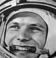 Yuri Gagarin sonriente tras convertirse en el primer hombre que viajó al espacio (1961)