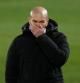 Zinédine Zidane, pensativo, en Alcoy
