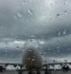El Jumbo 747 bajo lluvia en el aeropuerto de Barcelona.