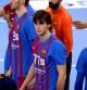 Pablo Urdangarín, hijo de la infanta Cristina e Iñaki Urdangarín debuta con el dorsal 77 como jugador del primer equipo del FC Barcelona de balonmano en el palau blaugrana