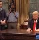 Alec Baldwin parodia a Donald Trump durante su encuentro con el cantante Kayne West