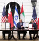 Los ministros de Exteriores de Bahrain y de Emiratos, en la firma de los acuerdos de Abraham con Netanyahu y Trump, en el 2020