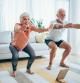 Personas mayores haciendo ejercicio