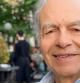 Peter Singer es un destacado filósofo y eticista mundialmente conocido por haber enunciado los Derechos de los Animales que han inspirado las leyes protectoras de numerosos países y también las españolas y catalanas.

En esta conversación explica cómo evitar el maltrato animal en el ámbito privado: perros grandes en pisos pequeños y cómo las macrogranjas siguen siendo uno de los puntos negros de nuestra relación con los seres vivos con los que compartimos el planeta.