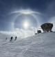 Halo solar en la pista de esquí de Baqueira Beret.