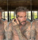 David Beckham en el vídeo viral donde aparece maquillándose