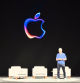 Tim Cook el pasado lunes en el Steve Jobs Theater para introducir una mesa redonda con el objetivo de explicar la IA de Apple