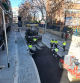 Operarios trabajando en la calle Severo Ochoa de Esplugues de Llobregat