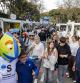 La mascota Godoy se pasea y crea ambiente en diferentes zonas del entorno del trofeo Godó de tenis
