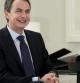El presidente del Gobierno, José Luis Rodríguez Zapatero, durante la entrevista que ha concedido al vicedirector del diario El Mundo, Casimiro García-Abadillo, hoy en la Moncloa