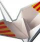 La grulla de papel es un símbolo de la paz para Japón desde la Segunda Guerra Mundial. Ahora la grulla suma un nuevo significado para representar la solidaridad
