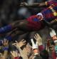 Los jugadores del Barça mantearon a Abidal