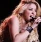 Shakira durante su actuación en Milán