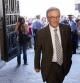 Llegada de Xavier Trias al Ajuntament de Barcelona, por primera vez tras su victoria en las elecciones locales.