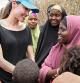 Angelina Jolie en el campo de refugiados de Dadaab, entre Somalia y Kenya, uno de los mayores del mundo con 285.000 personas.