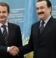 El presidente del Gobierno español, José Luis Rodríguez Zapatero, junto al primer ministro de Kazajistán, Karim Massinov.