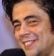 El actor puertorriqueño Benicio del Toro sonríe durante una rueda de prensa en el Hotel Nacional de La Habana, Cuba.