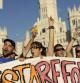 Indignados se han manifestado en Madrid pidiendo un referéndum ante la inminente reforma constitucional para limitar el déficit