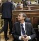 Rubalcaba conversa con Zapatero durante un debate en el Pleno del Congreso