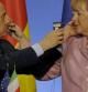 El primer ministro italiano, Silvio Berlusconi, y la canciller alemana, Angela Merkel