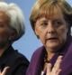 La cancillera alemana Angela Merkel (der) con la directora gerente del Fondo Monetario Internacional, Christine Lagarde en una rueda de presna en la cancillería en Berlín