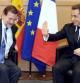 El presidente francés, Nicolas Sarkozy, y el futuro jefe del Ejecutivo español, Mariano Rajoy, se reúnen en Marsella en la cumbre del Partido Popular Europeo