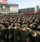 Un grupo de militares reza en silencio por el fallecido Kim Jong Il durante los actos celebrados ayer en Pyongyang