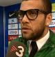 Imagen de Daniel Alves tras el partido Barça-Madrid en el momento en que concedía una entrevista para TV3