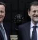 David Cameron y Mariano Rajoy se saludan frente al número 10 de Downing Street