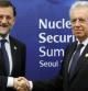El presidente del Gobierno, Mariano Rajoy y el primer ministro italiano, Mario Monti, en la Cumbre de Seguridad Nuclear en Seúl.
