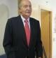 El rey Juan Carlos, a su salida hoy de la habitación del Hospital USP San José de Madrid tras recibir el alta médica