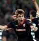 El jugador del Athletic, Jon Aurtenetxe (i), celebra una anotación ante el Sporting hoy, jueves 19 de abril de 2012, durante el juego de semifinal de la Liga Europa que se disputa en el estadio Avalade de Lisboa (Portugal).