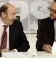 El líder del PSOE, Alfredo Pérez Rubalcaba, y el secretario de Relaciones Institucionales y Política Autonómica del partido, Antonio Hernando, durante la reunión que han mantenido con responsables autonómicos del partido y los portavoces en el Congreso y Senado para tratar la reforma laboral, los Presupuestos Generales y los recortes.