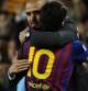 Leo Messi y Pep Guardiola se funden en un cariñoso abrazo tras el cuarto gol del argentino ante el Espanyol