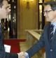 El presidente de la Generalitat, Artur Mas, saluda al lider de Ciutadans, Albert Rivera