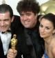 Imagen de archivo del director Pedro Almodóvar y los actores Penélope Cruz y Antonio Banderas, en la gala de los Oscar del año 2000