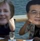 Miembros de OXFAM con máscaras de la canciller alemana Angela Merkel y del presidente Chino, Hu Jintao