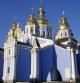 Las cúpulas doradas, como las de la Catedral de San Miguel de Kiev, son características en las iglesias ortodoxas